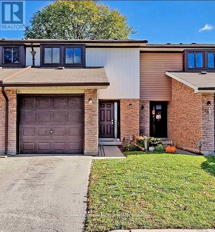 22 - 221 Ormond Drive, Oshawa, ON - Outdoor