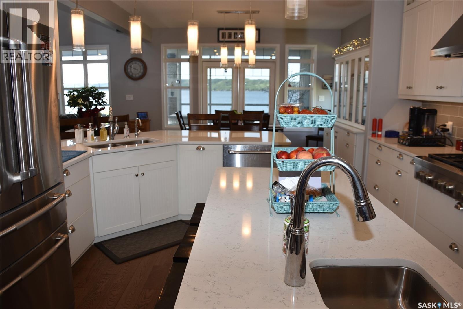 50 Aaron Place, North Qu'Appelle Rm No. 187, SK - Indoor Photo Showing Kitchen With Double Sink