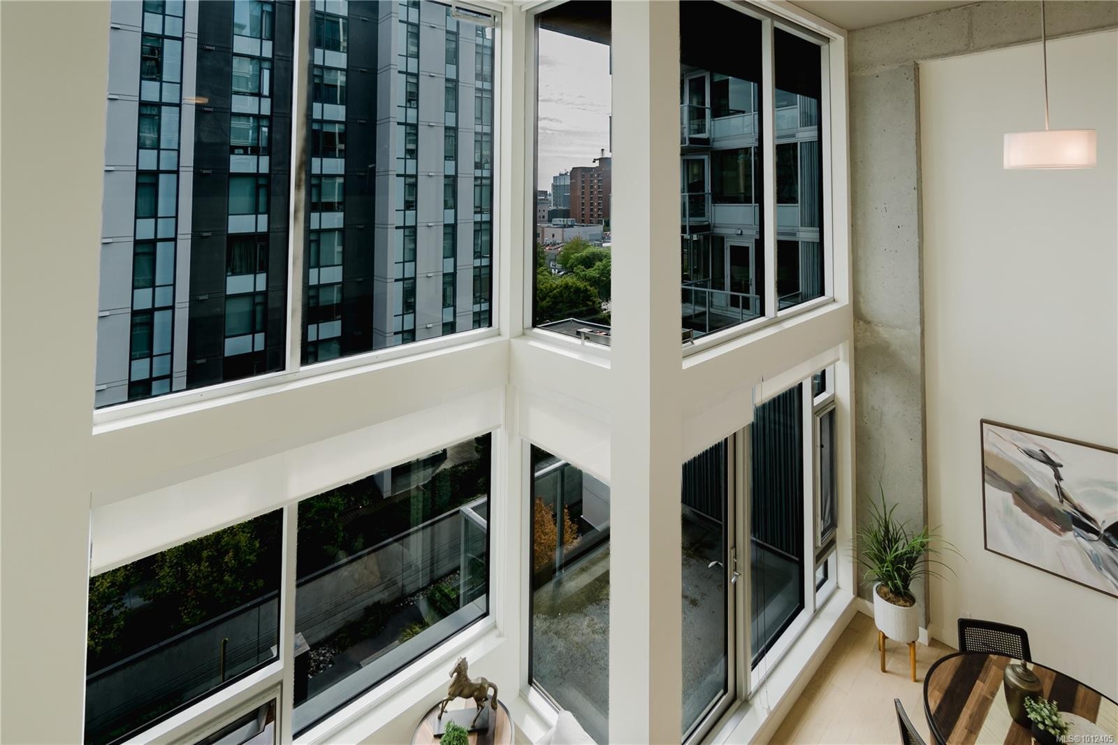 515-989 Johnson St, Victoria, BC - Outdoor With Exterior