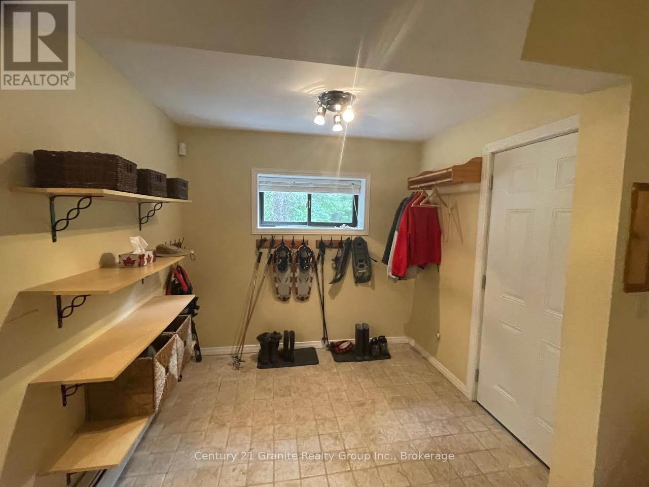 1119 Wampum Road, Dysart Et Al (Dudley), ON - Indoor