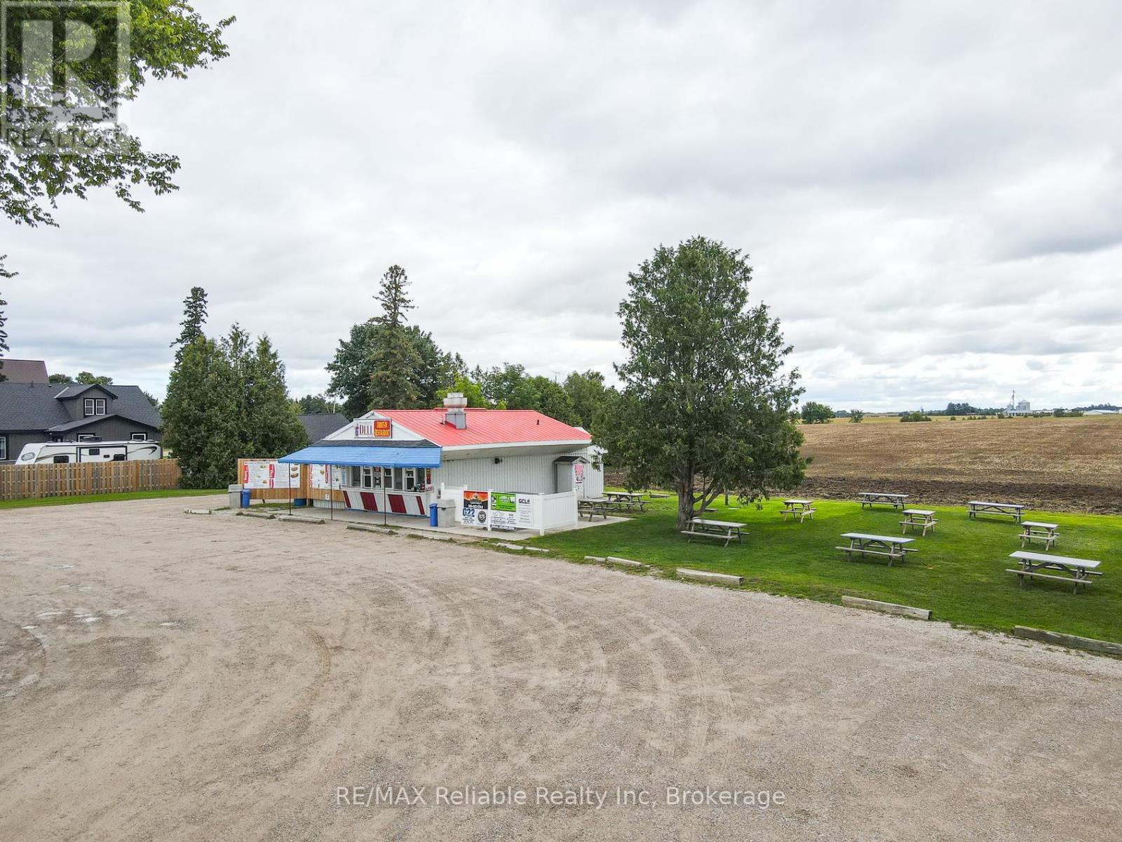 6 Kings Hwy 4, Huron East (Tuckersmith), ON