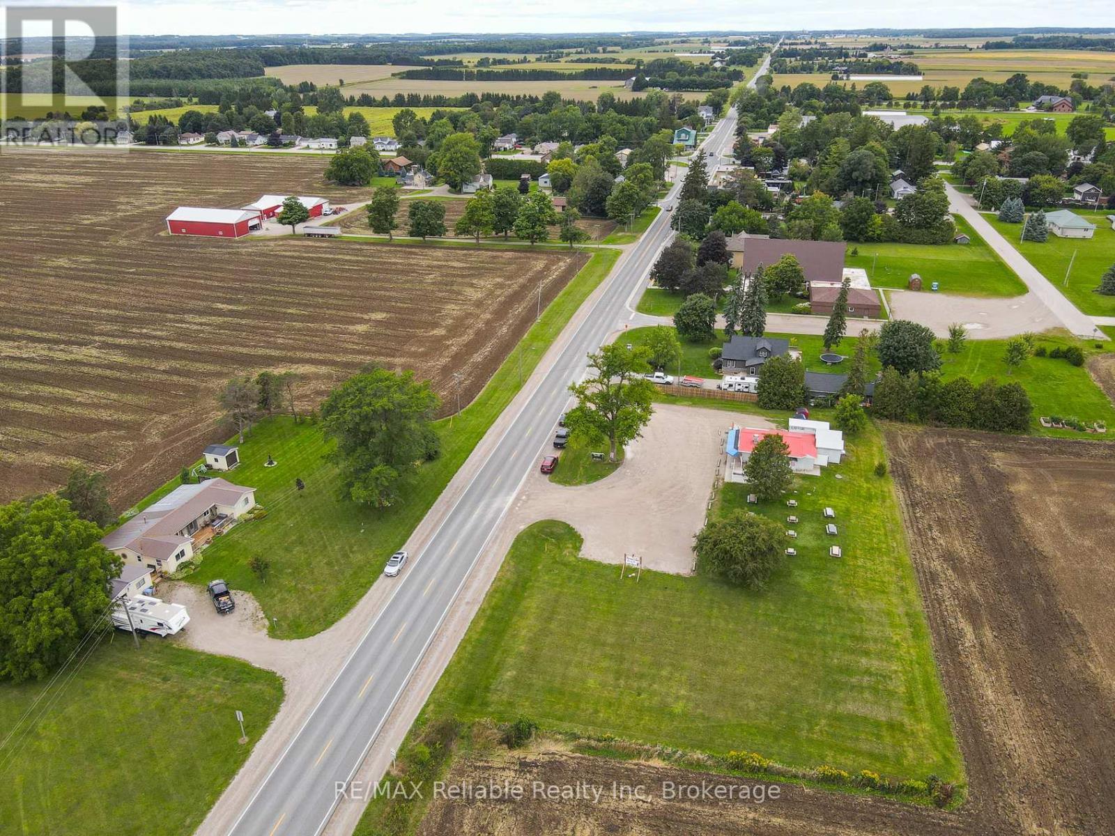 6 Kings Hwy 4, Huron East (Tuckersmith), ON