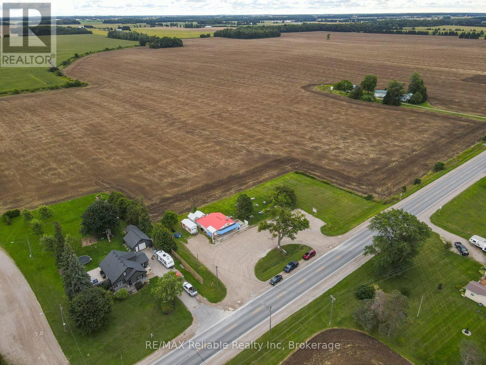 6 Kings Hwy 4, Huron East (Tuckersmith), ON