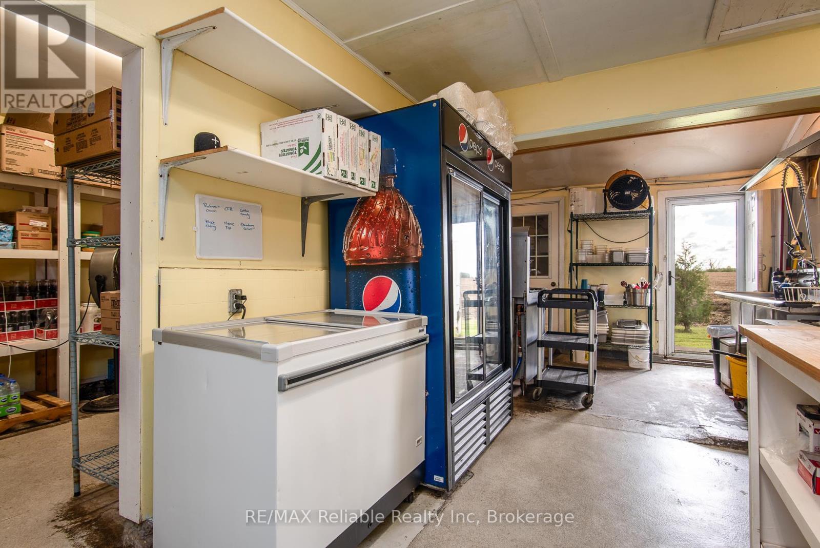 6 Kings Hwy 4, Huron East (Tuckersmith), ON