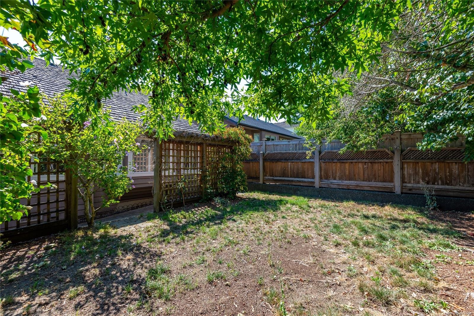 2702 Eden St, Campbell River, BC