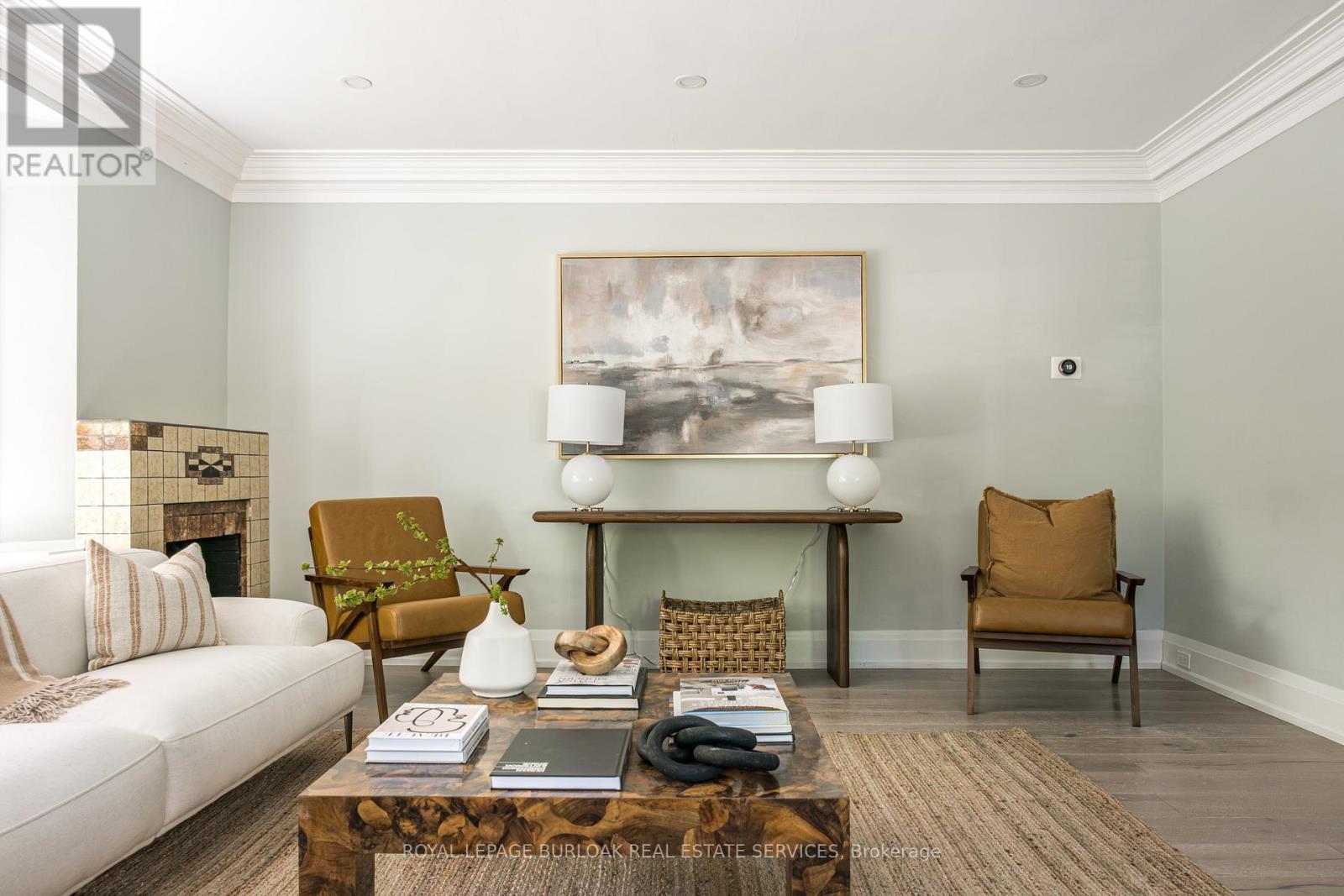 3 Oakwood Place, Hamilton, ON - Indoor Photo Showing Other Room