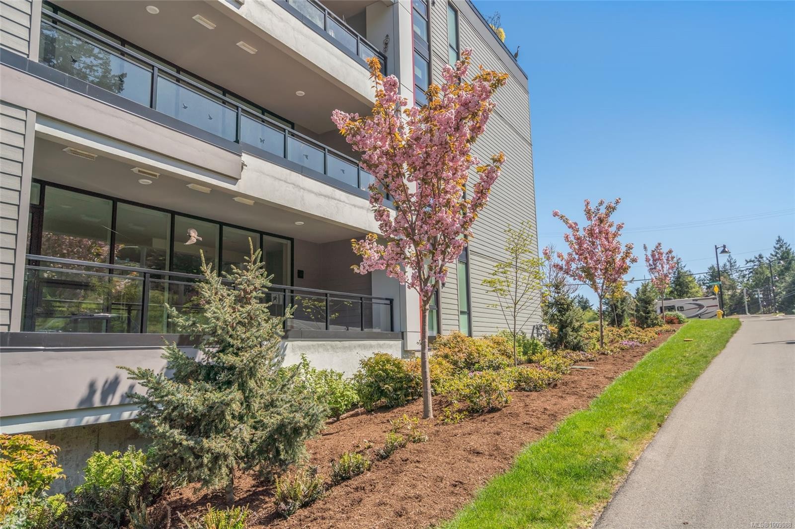 207-3529 Dolphin Dr, Nanoose Bay, BC - Outdoor With Balcony