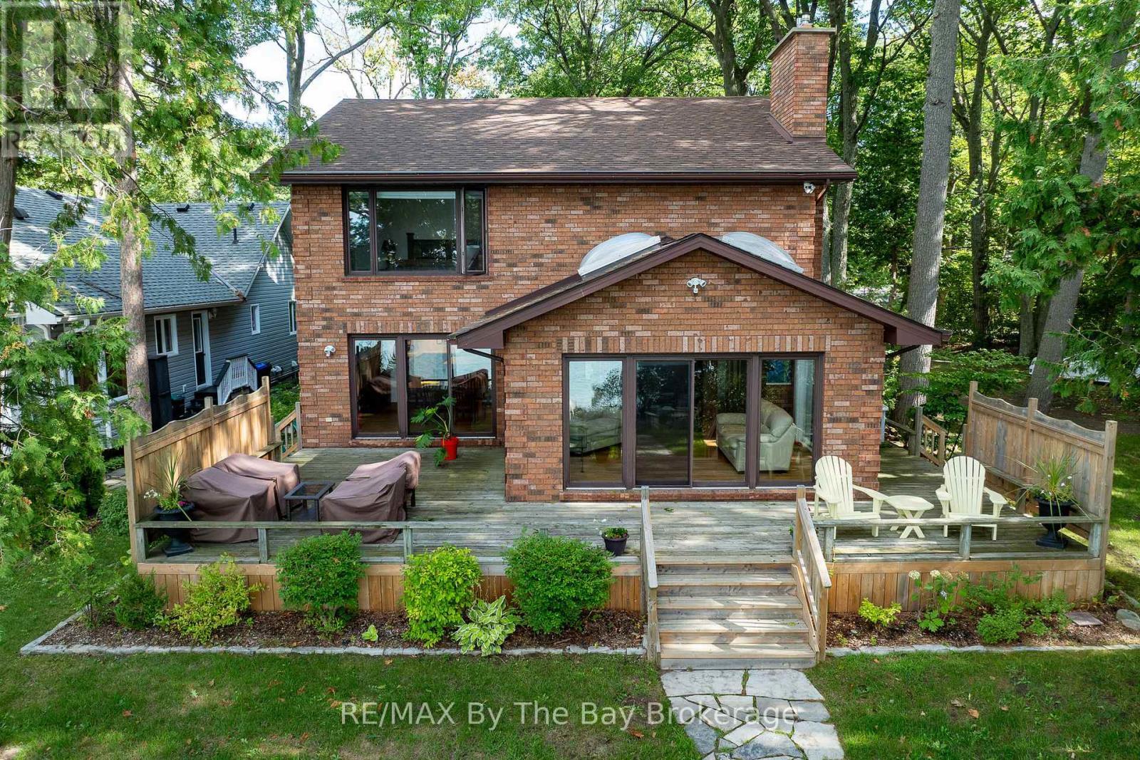 38 Willow Drive, Tiny, ON - Outdoor