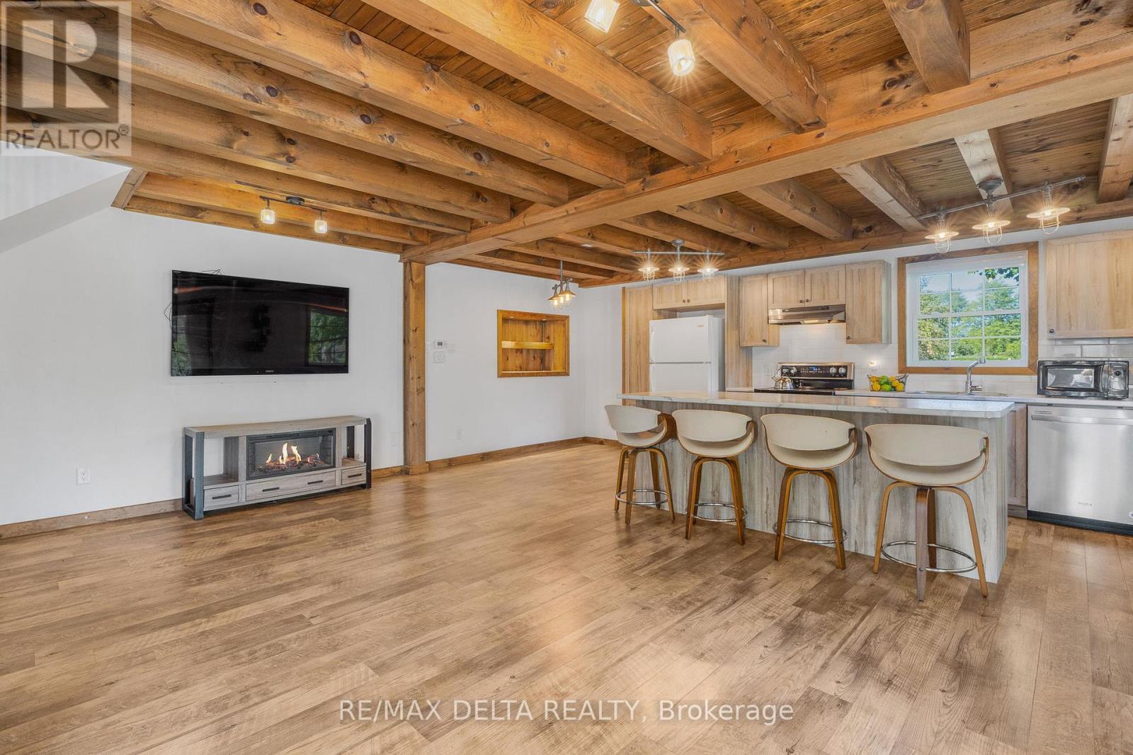 455 Front Road W, Champlain, ON - Indoor