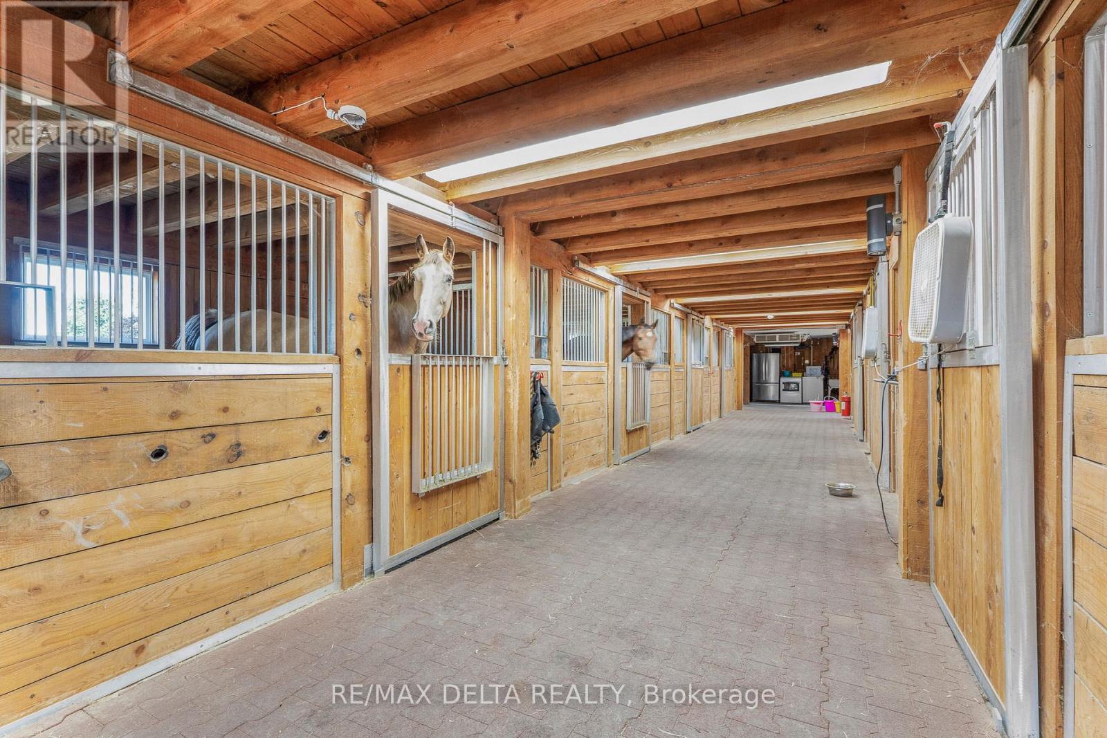 455 Front Road W, Champlain, ON - Indoor