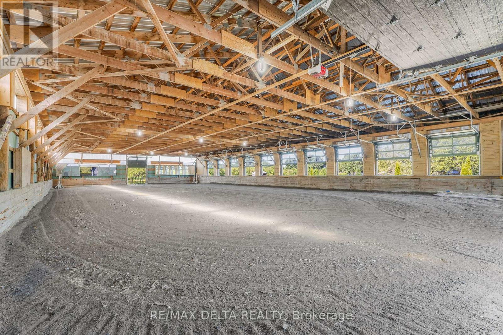 455 Front Road W, Champlain, ON - Indoor Photo Showing Garage