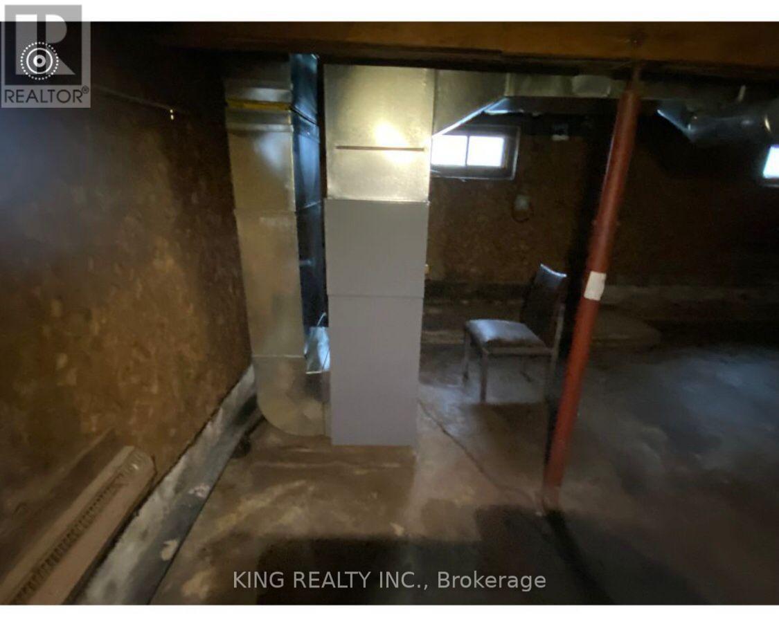 201 Third Avenue, Hornepayne, ON - Indoor