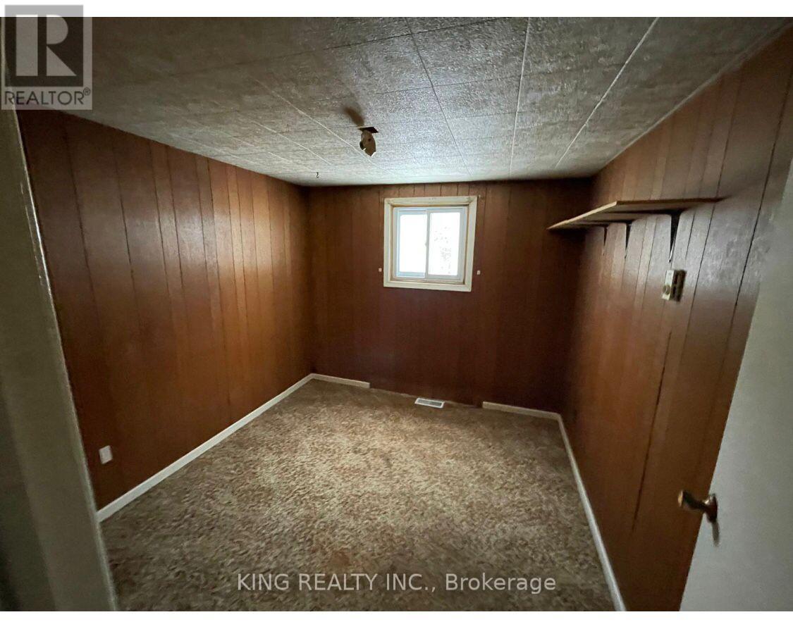 201 Third Avenue, Hornepayne, ON - Indoor Photo Showing Other Room