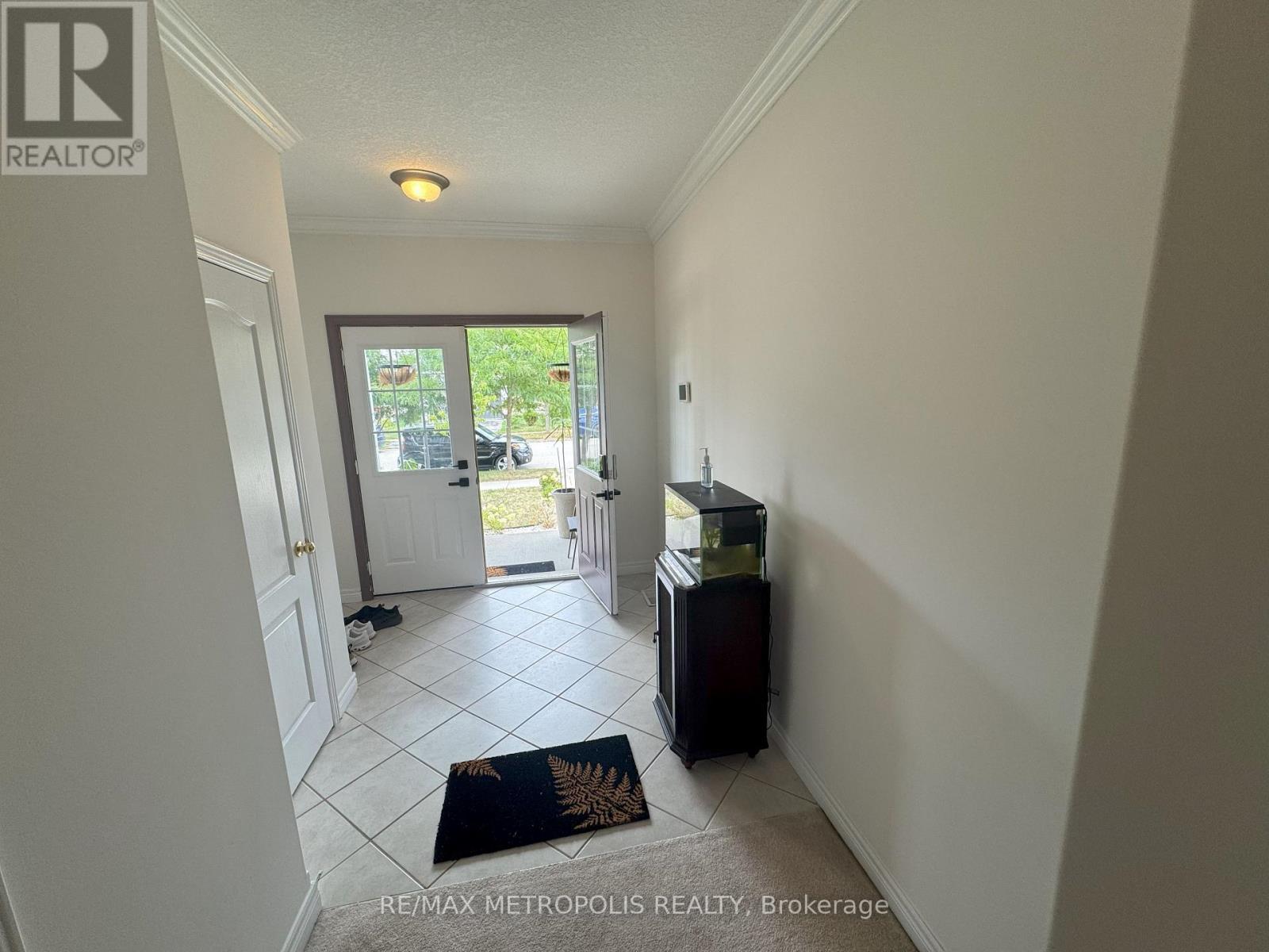 Room 1 - 770 Brandenburg Boulevard, Waterloo, ON - Indoor Photo Showing Other Room