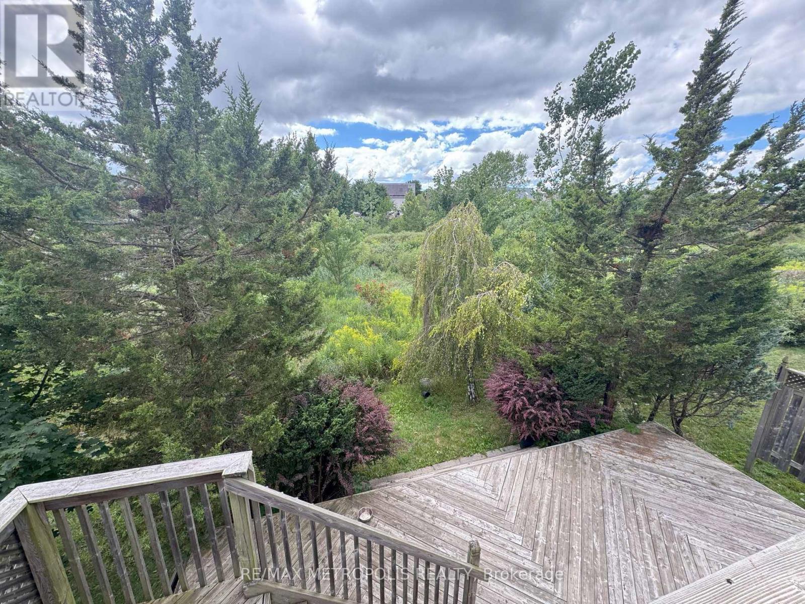 Room 1 - 770 Brandenburg Boulevard, Waterloo, ON - Outdoor