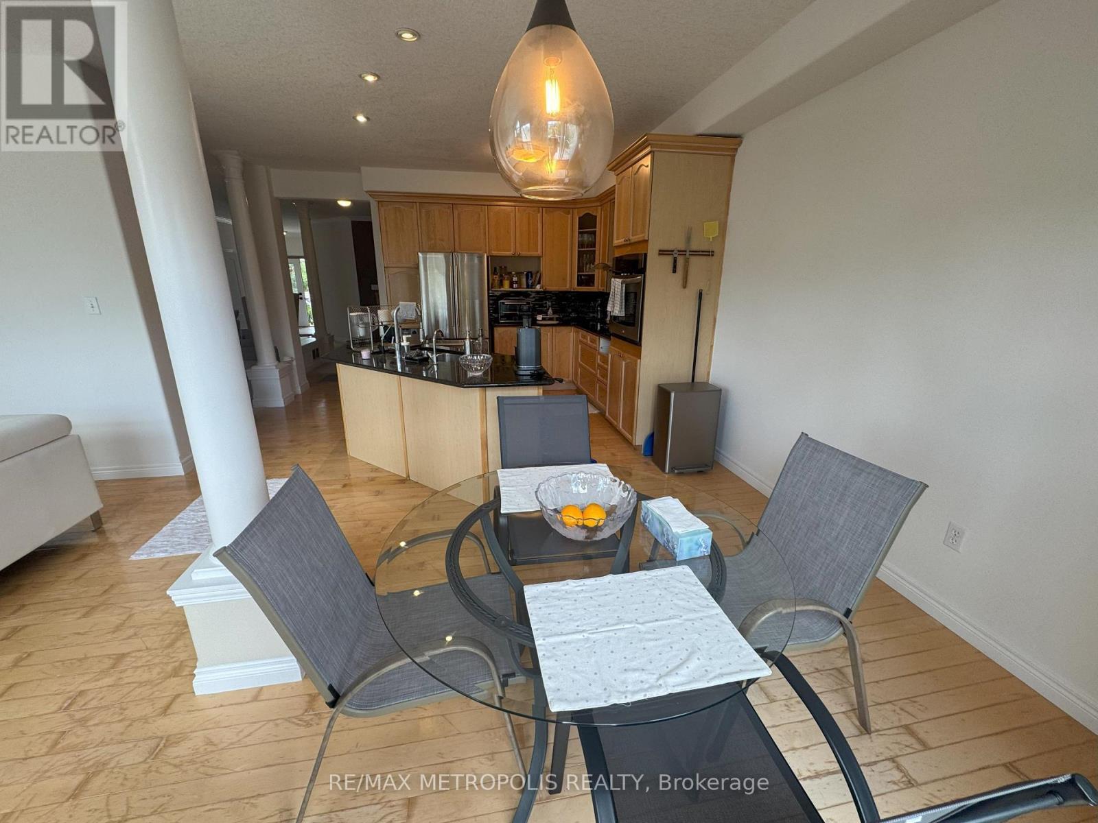 Room 1 - 770 Brandenburg Boulevard, Waterloo, ON - Indoor