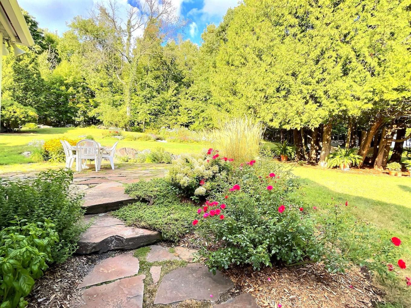 Exterior - 987 Ch. De La Montagne, Mont-Saint-Hilaire, QC - Outdoor