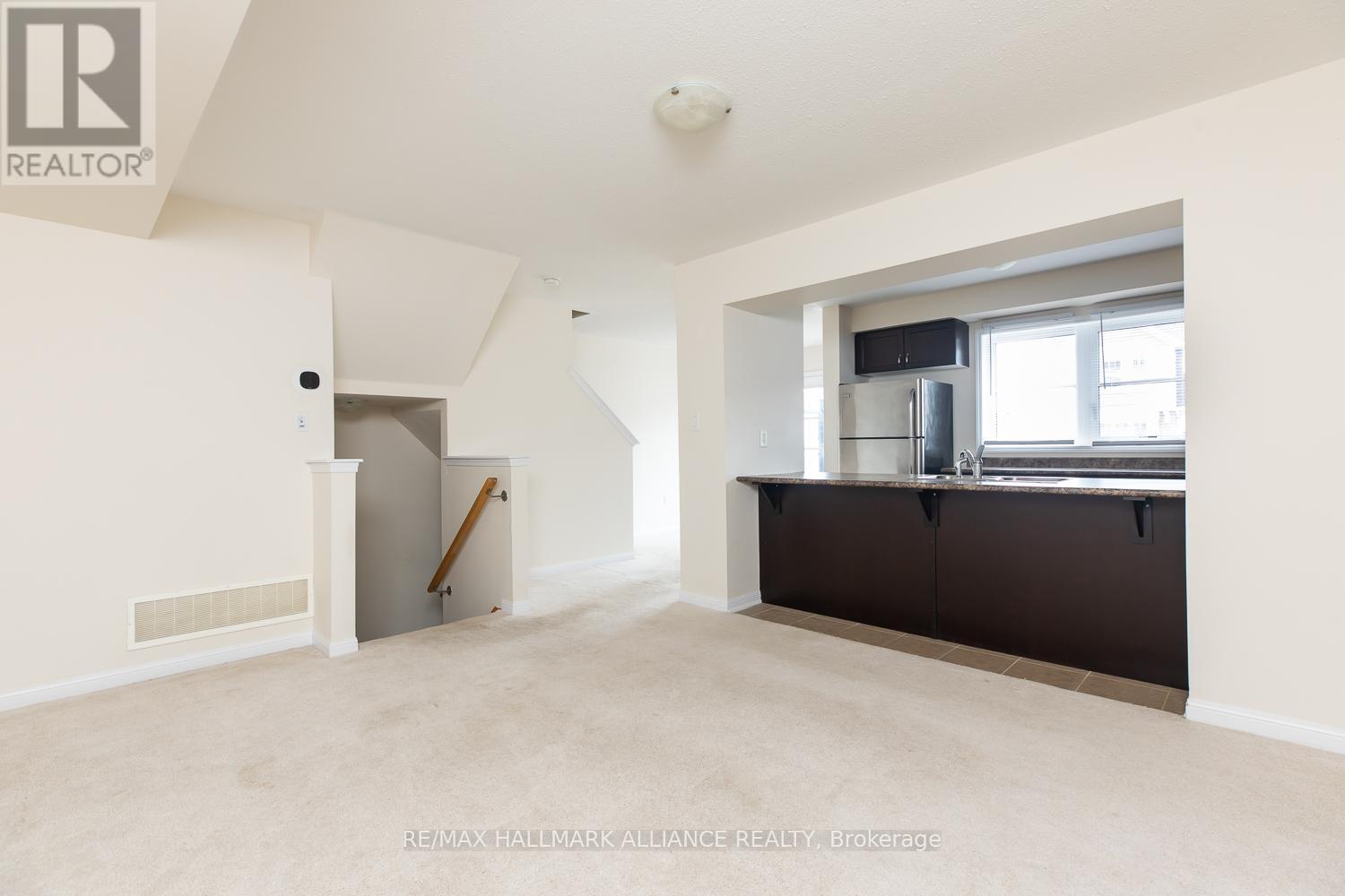 142 Baycliffe Crescent, Brampton, ON - Indoor