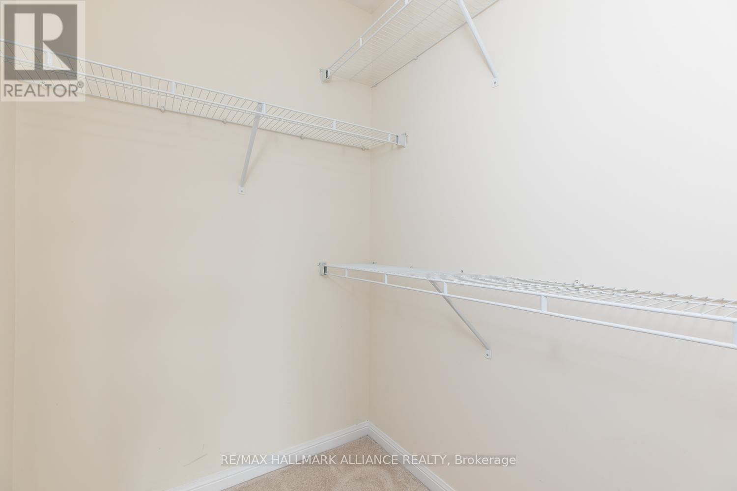 142 Baycliffe Crescent, Brampton, ON - Indoor With Storage