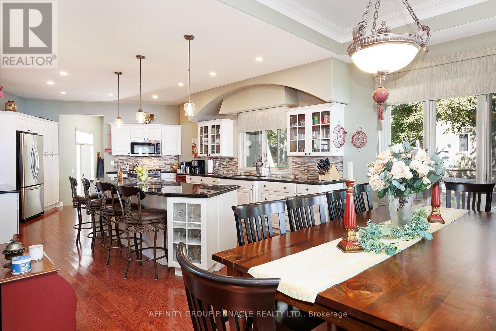 12 Edgewood Drive, Kawartha Lakes (Verulam), ON - Indoor Photo Showing Dining Room