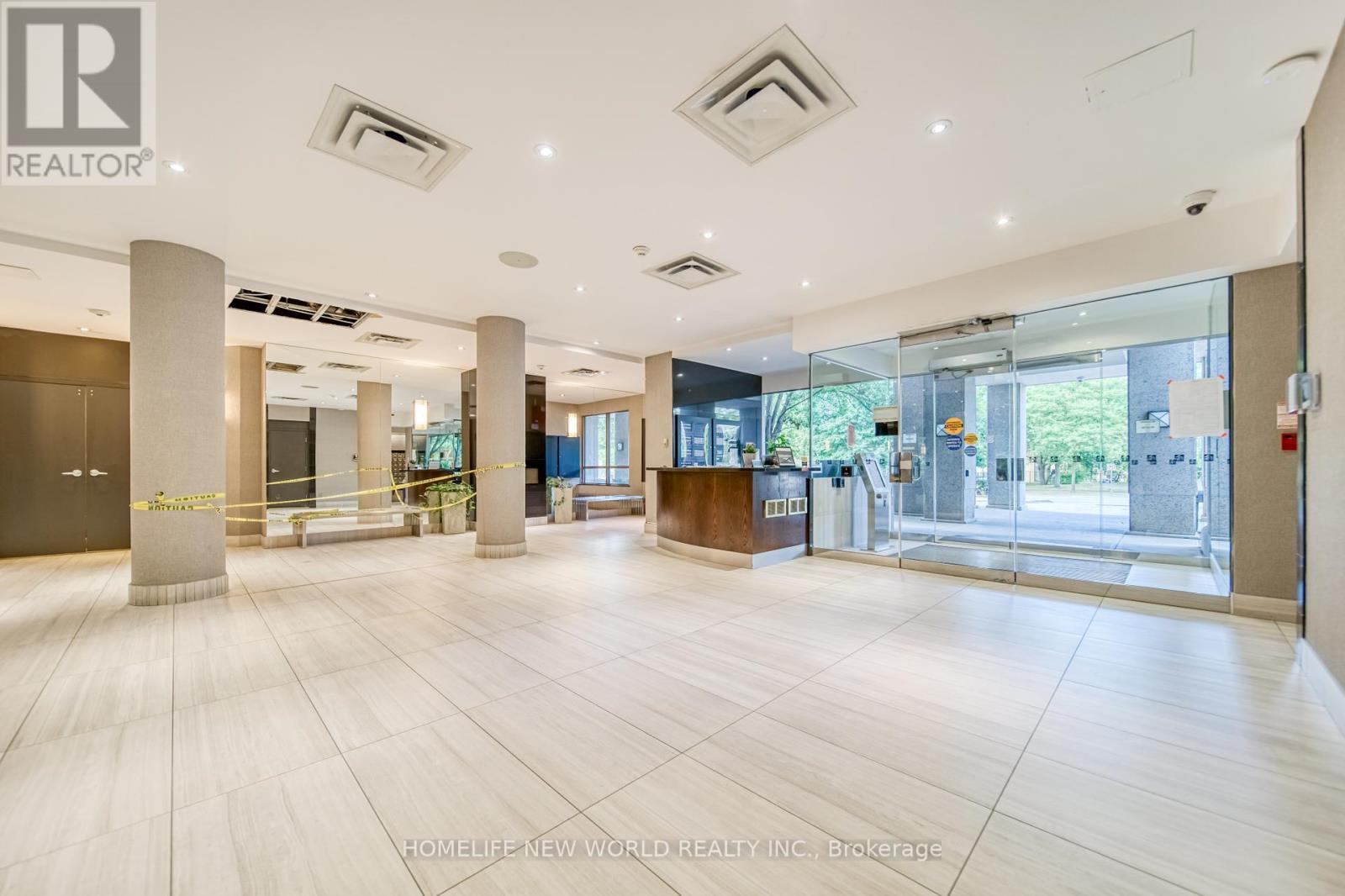 1908 - 35 Empress Avenue, Toronto, ON - Indoor Photo Showing Other Room