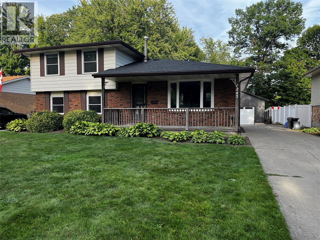 1245 Birkdale Crescent, Sarnia, ON