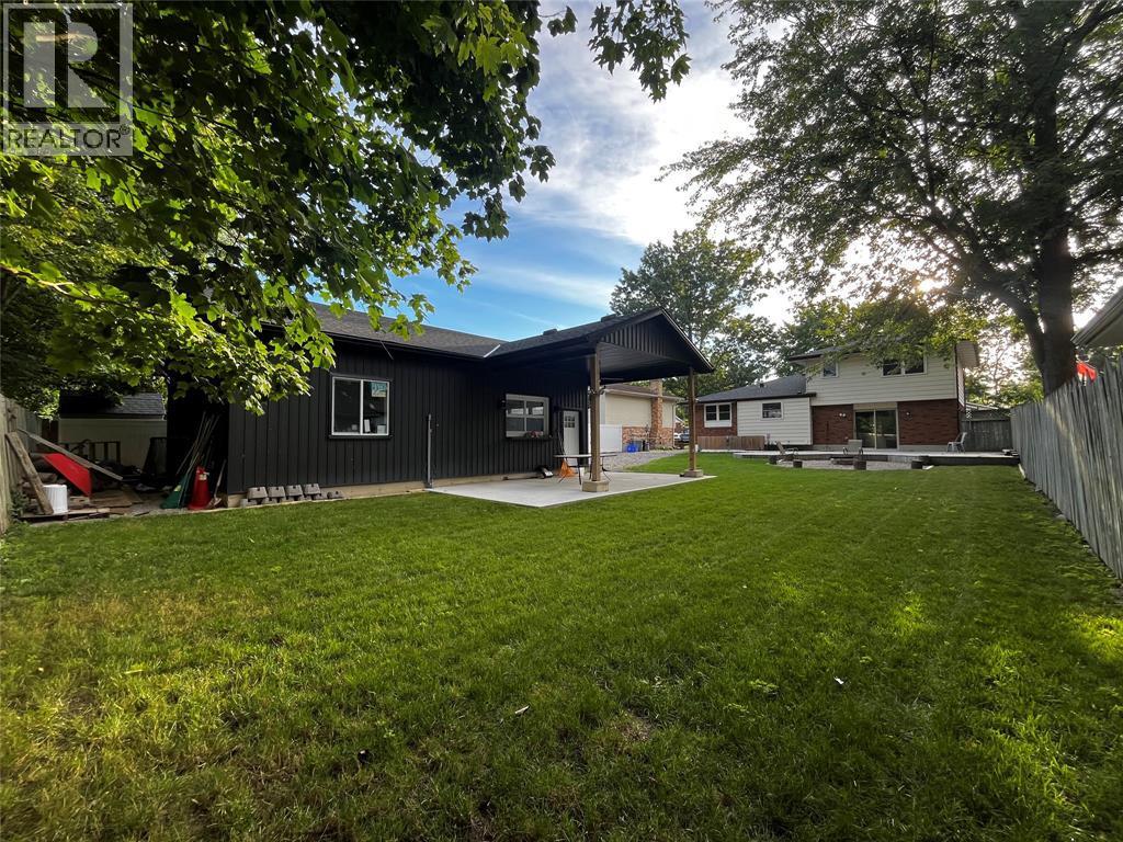 1245 Birkdale Crescent, Sarnia, ON