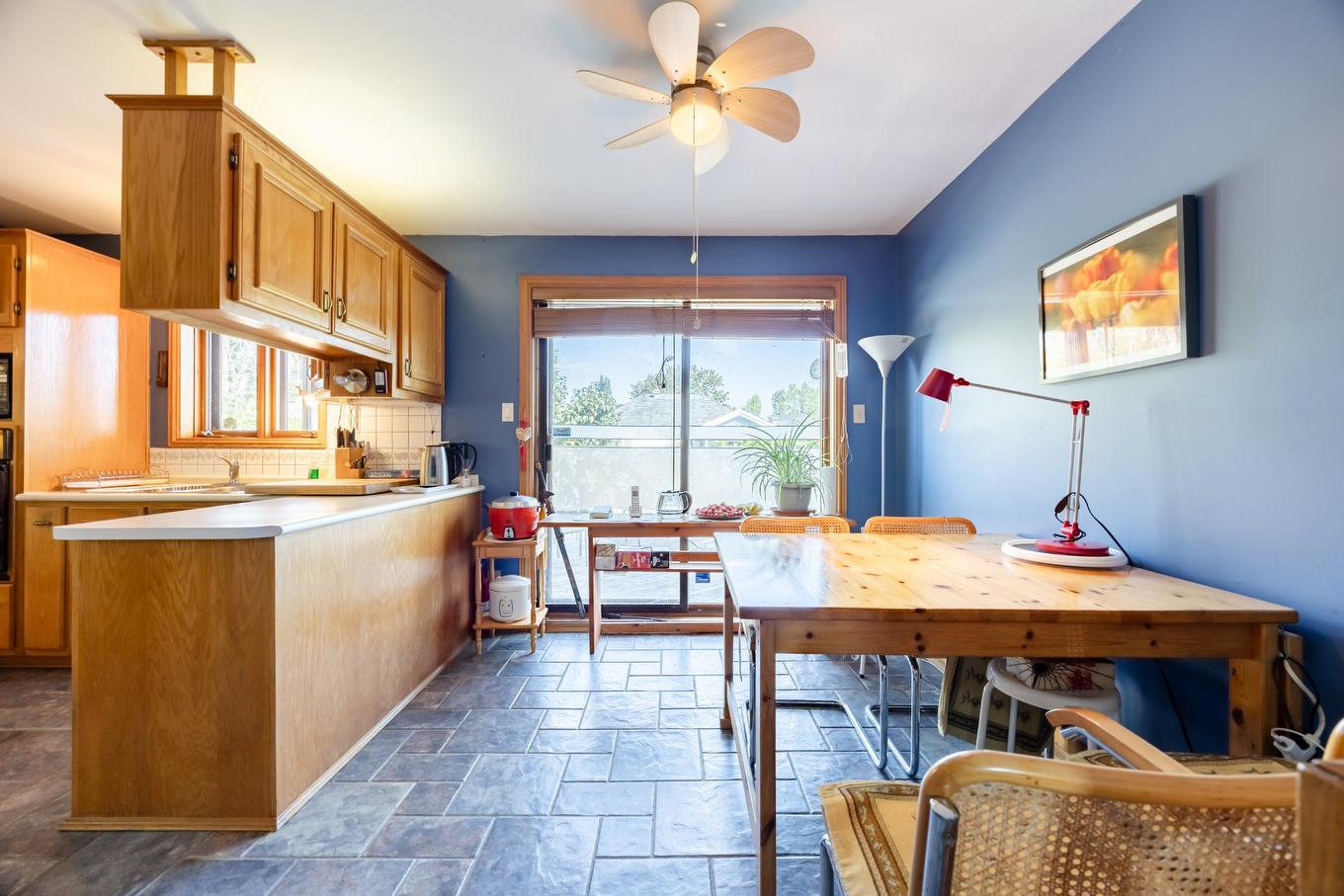 Dinette - 104 Ch. Du Vieux-Moulin, Notre-Dame-De-L'Île-Perrot, QC - Indoor