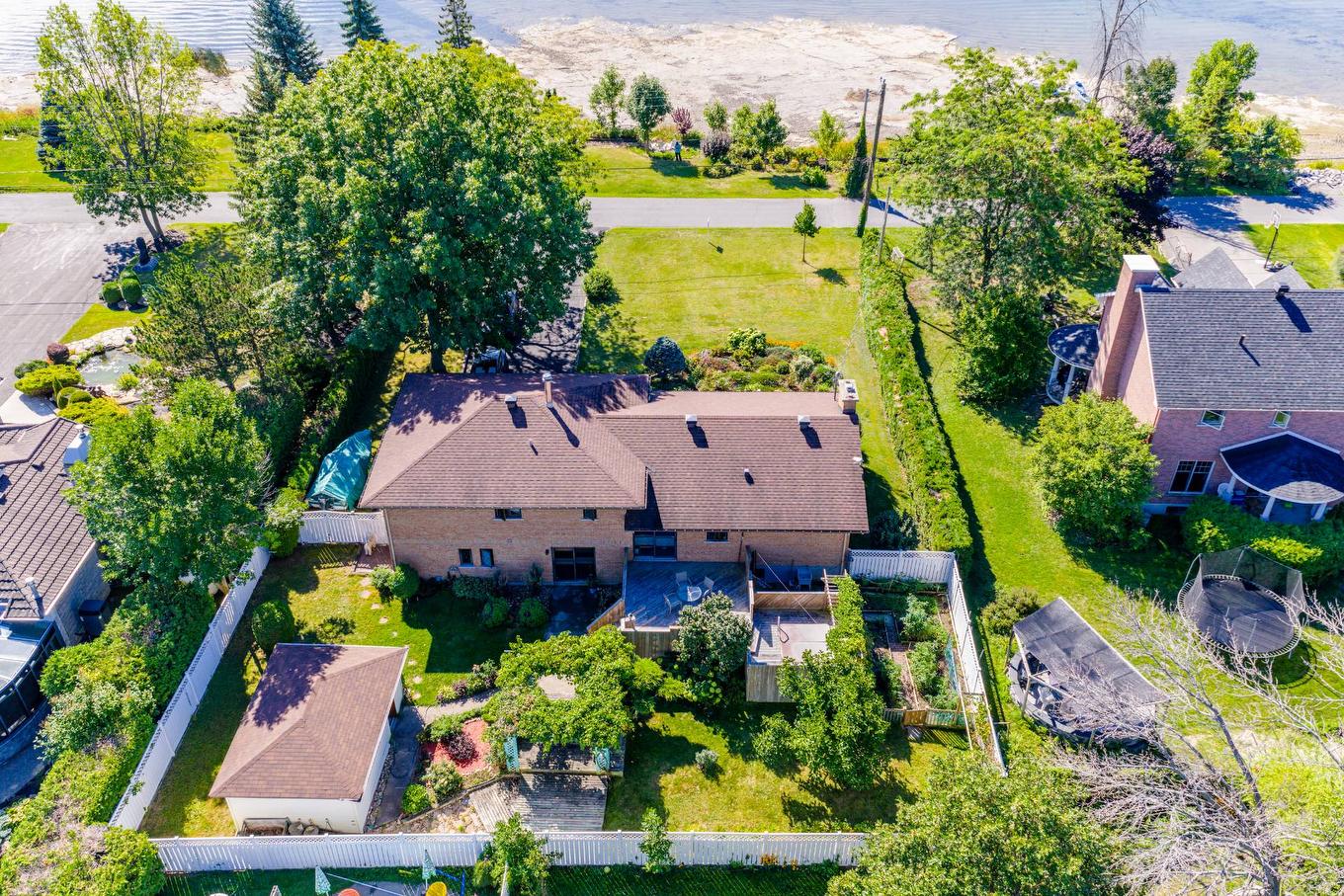 Aerial photo - 104 Ch. Du Vieux-Moulin, Notre-Dame-De-L'Île-Perrot, QC - Outdoor With View