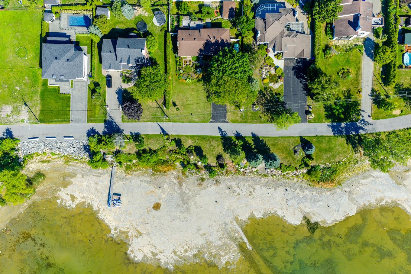 Aerial photo - 104 Ch. Du Vieux-Moulin, Notre-Dame-De-L'Île-Perrot, QC - Outdoor With View