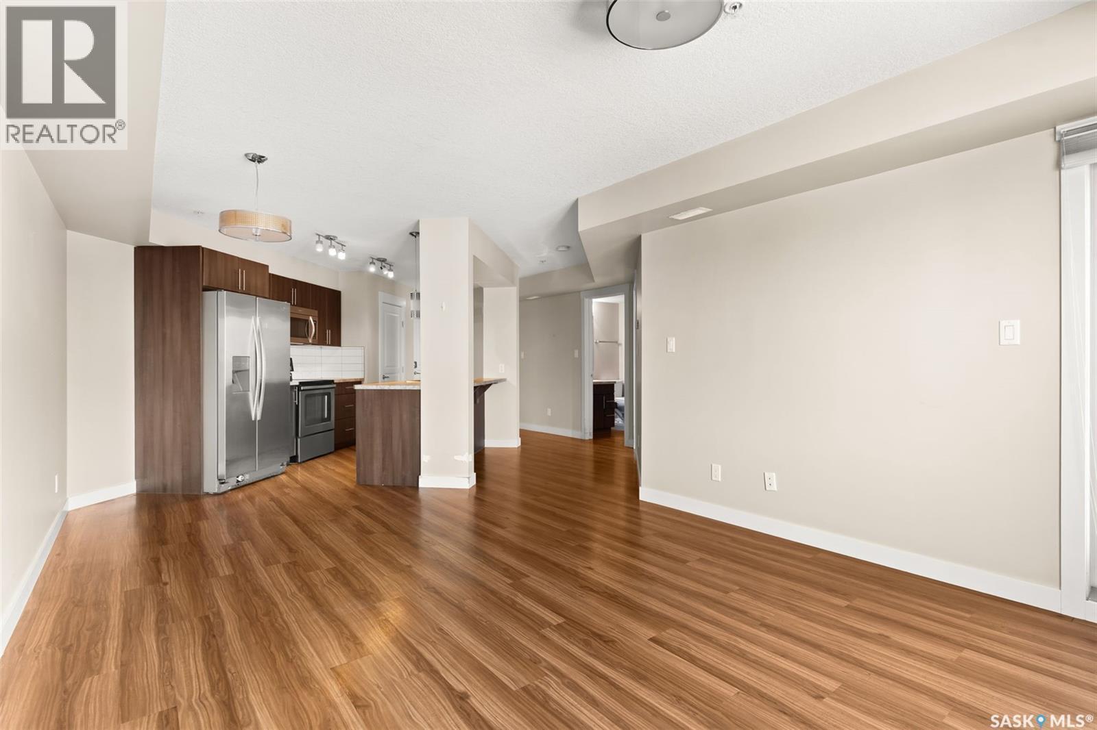 311 5301 Universal Crescent, Regina, SK - Indoor Photo Showing Kitchen