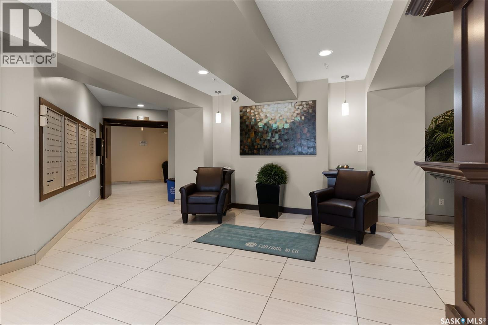 311 5301 Universal Crescent, Regina, SK - Indoor Photo Showing Other Room