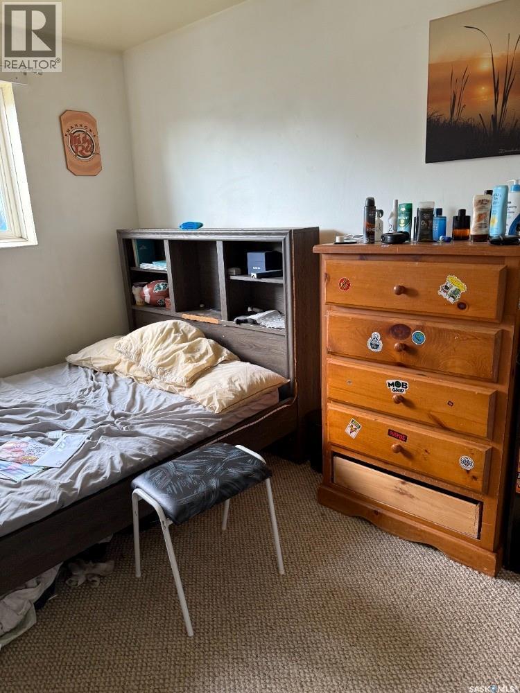 616 28Th Street E, Prince Albert, SK - Indoor Photo Showing Bedroom