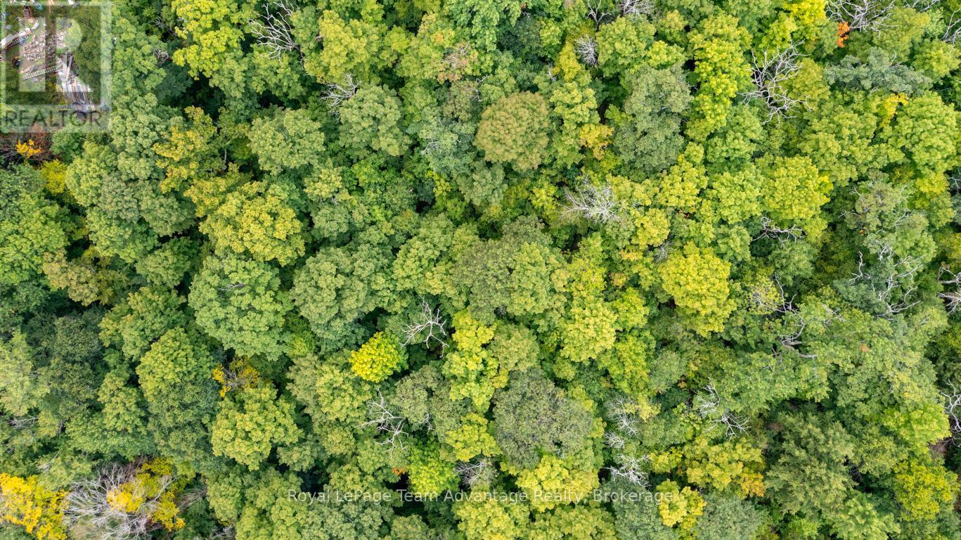 33 Pinewood Road, Mcdougall, ON