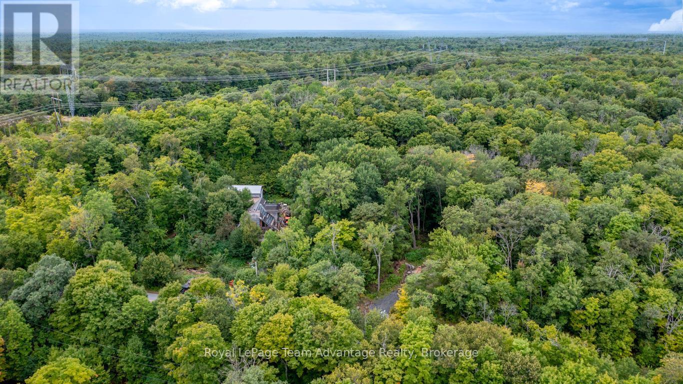 33 Pinewood Road, Mcdougall, ON