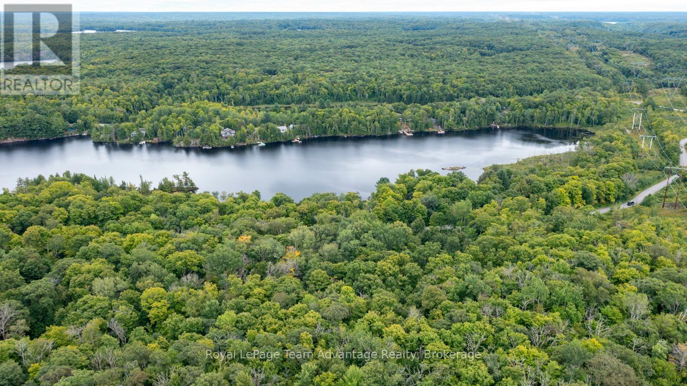 33 Pinewood Road, Mcdougall, ON