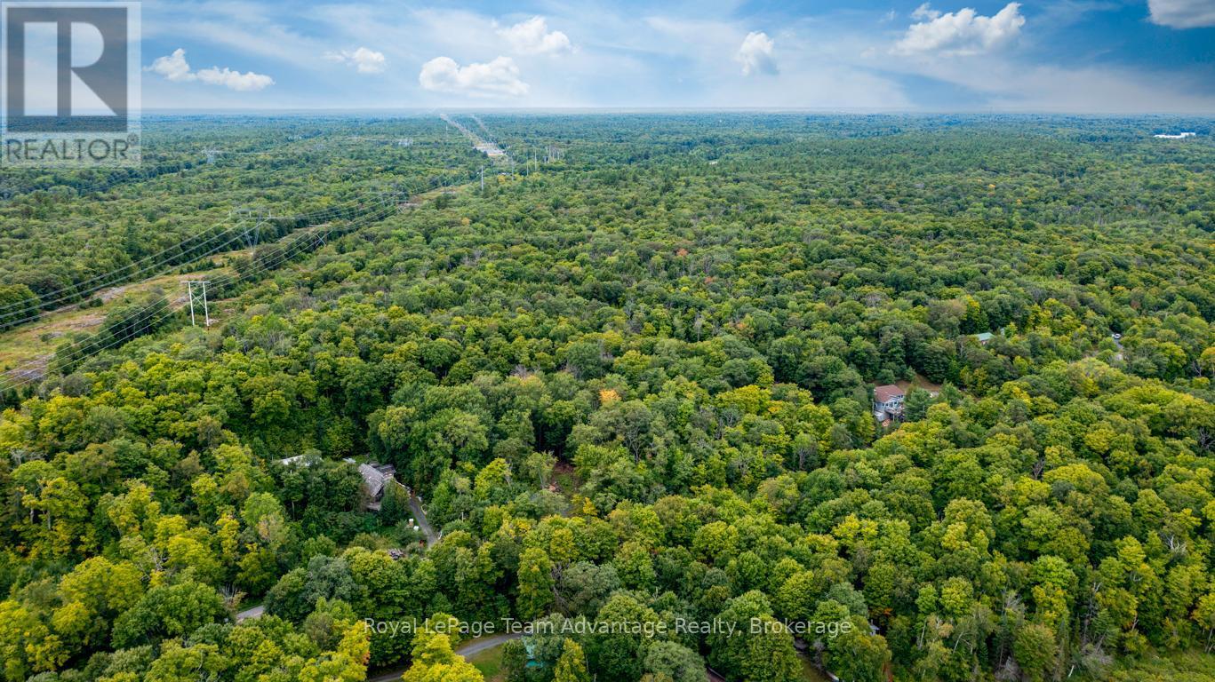 33 Pinewood Road, Mcdougall, ON