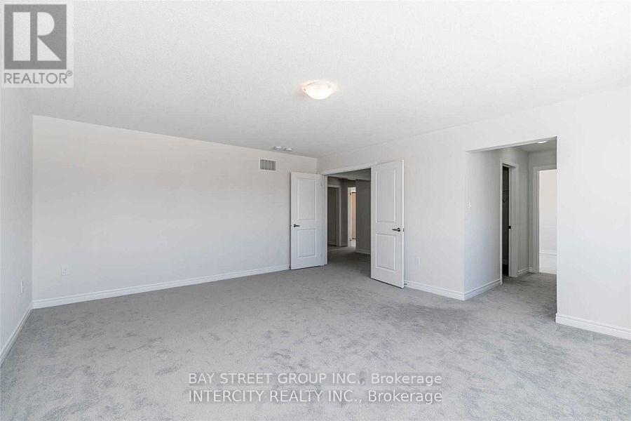 1809 Emberton Way, Innisfil, ON - Indoor Photo Showing Other Room