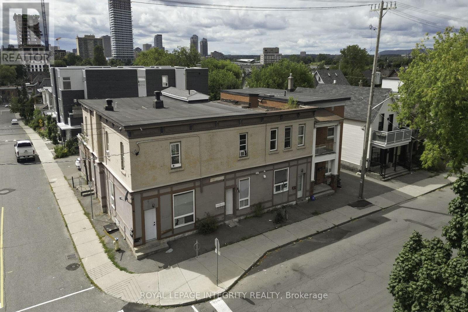 202 Rochester Street, Ottawa, ON - Outdoor