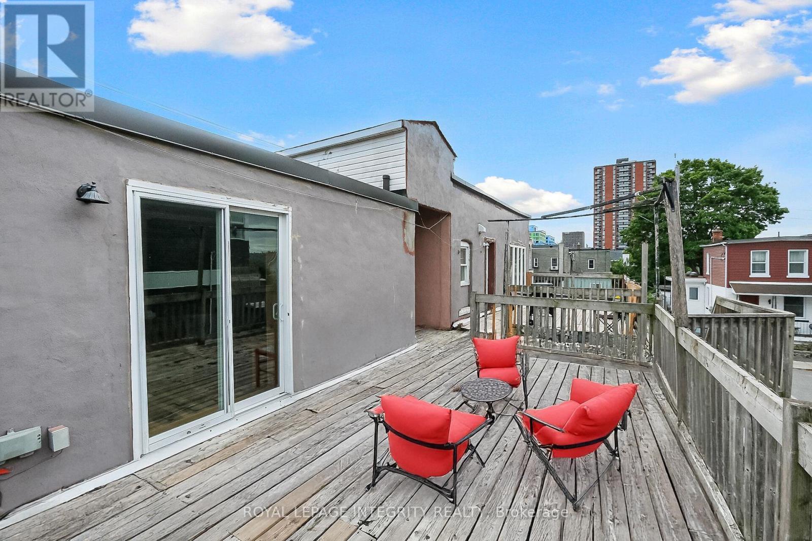 202 Rochester Street, Ottawa, ON - Outdoor With Deck Patio Veranda With Exterior