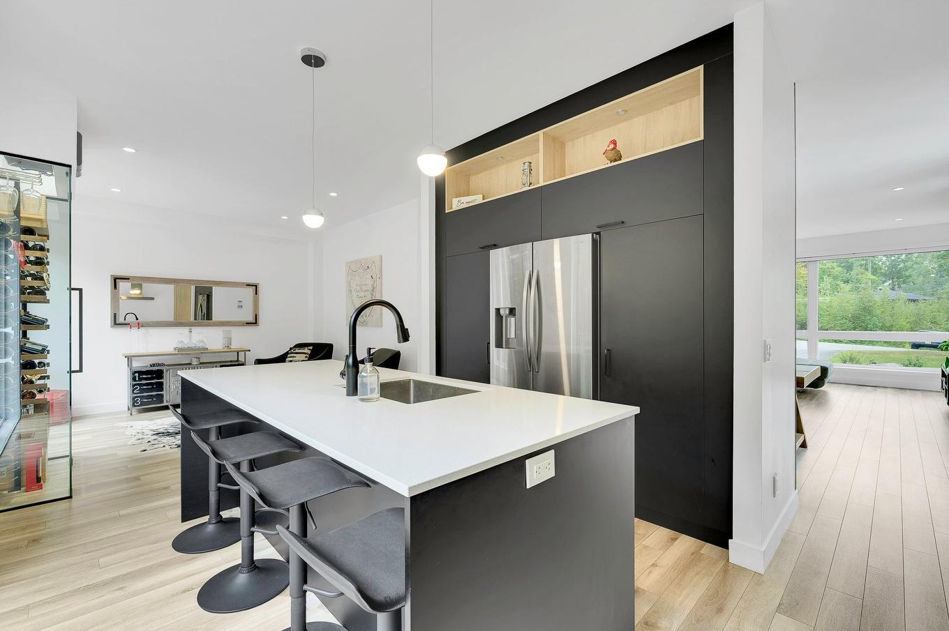 Cuisine - 250 Rue D'Orion, Saint-Hippolyte, QC - Indoor Photo Showing Kitchen With Upgraded Kitchen