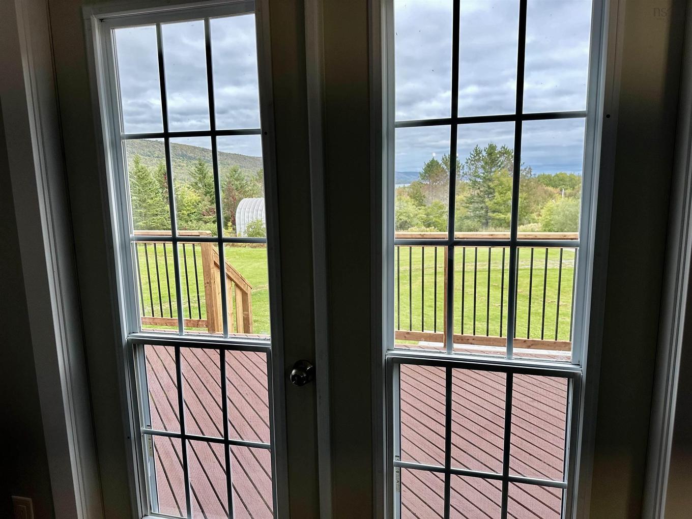 5 Eagles Nest Drive, West Bay Marshes, NS