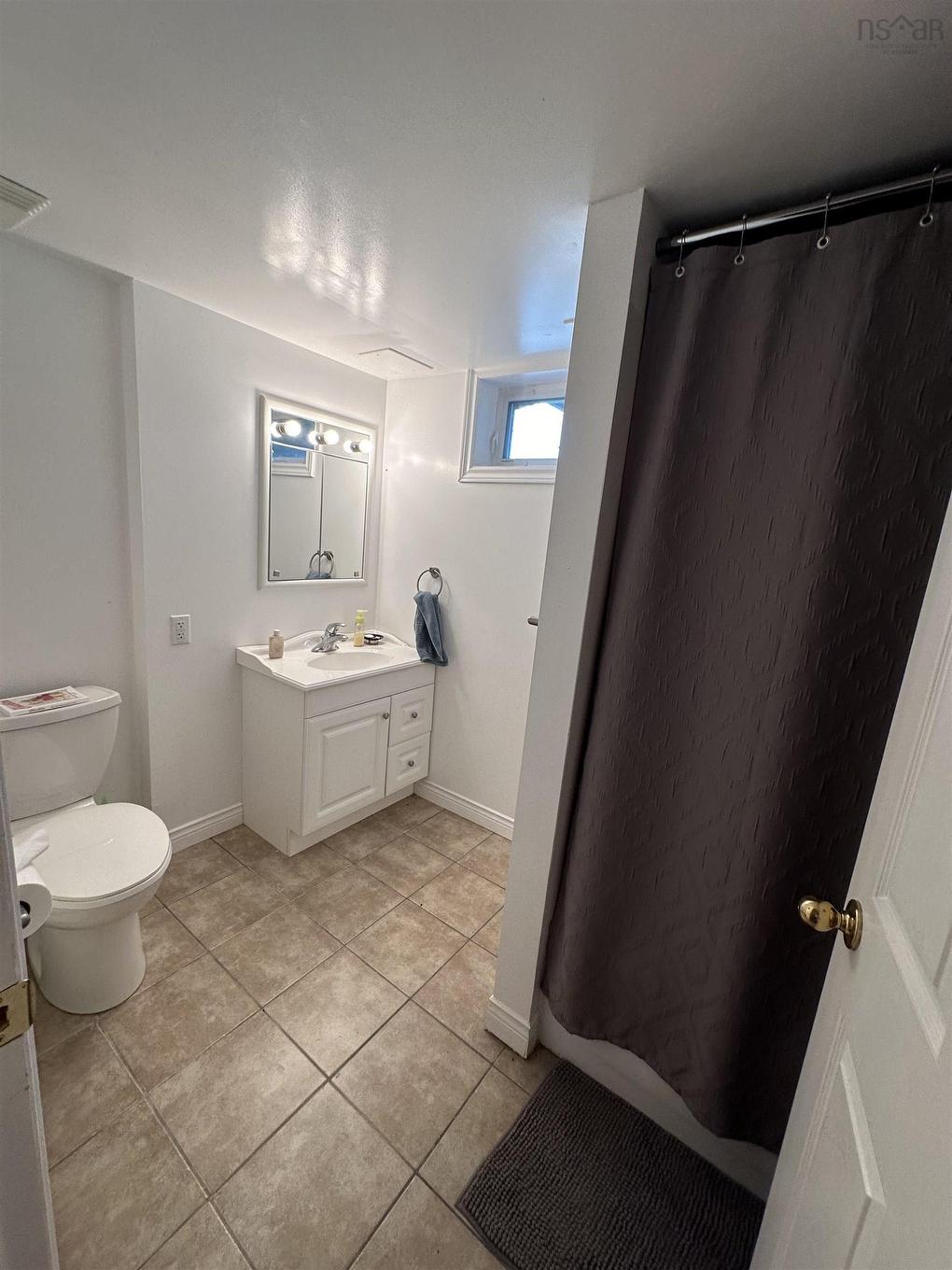 5 Eagles Nest Drive, West Bay Marshes, NS