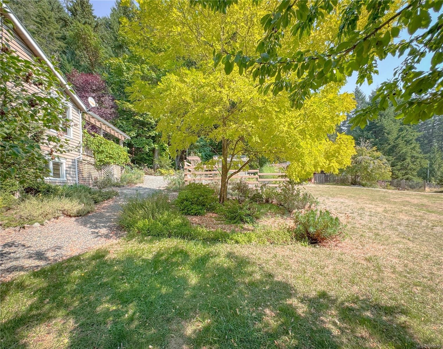 1784 Mussell Hts, Gabriola Island, BC