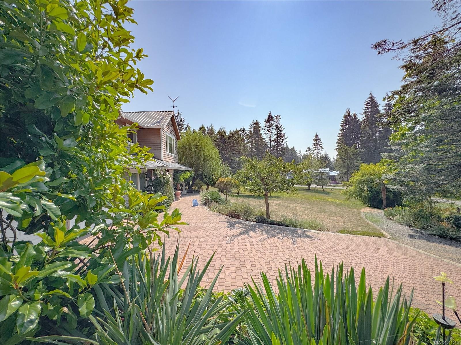 1784 Mussell Hts, Gabriola Island, BC