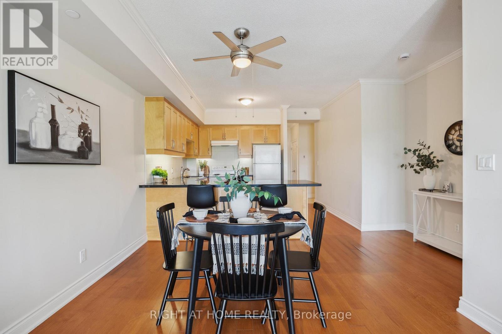 205 - 171 Shanly Street, Scugog (Port Perry), ON - Indoor