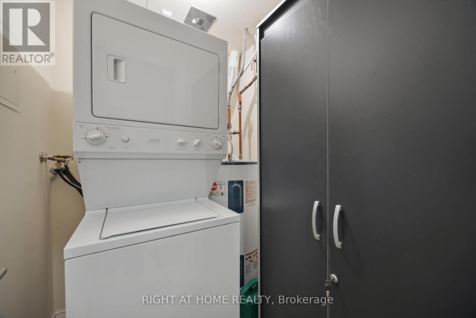 205 - 171 Shanly Street, Scugog (Port Perry), ON - Indoor Photo Showing Laundry Room