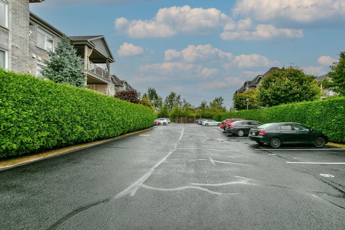 Stationnement - 106-47 37E Avenue E., Blainville, QC - Outdoor