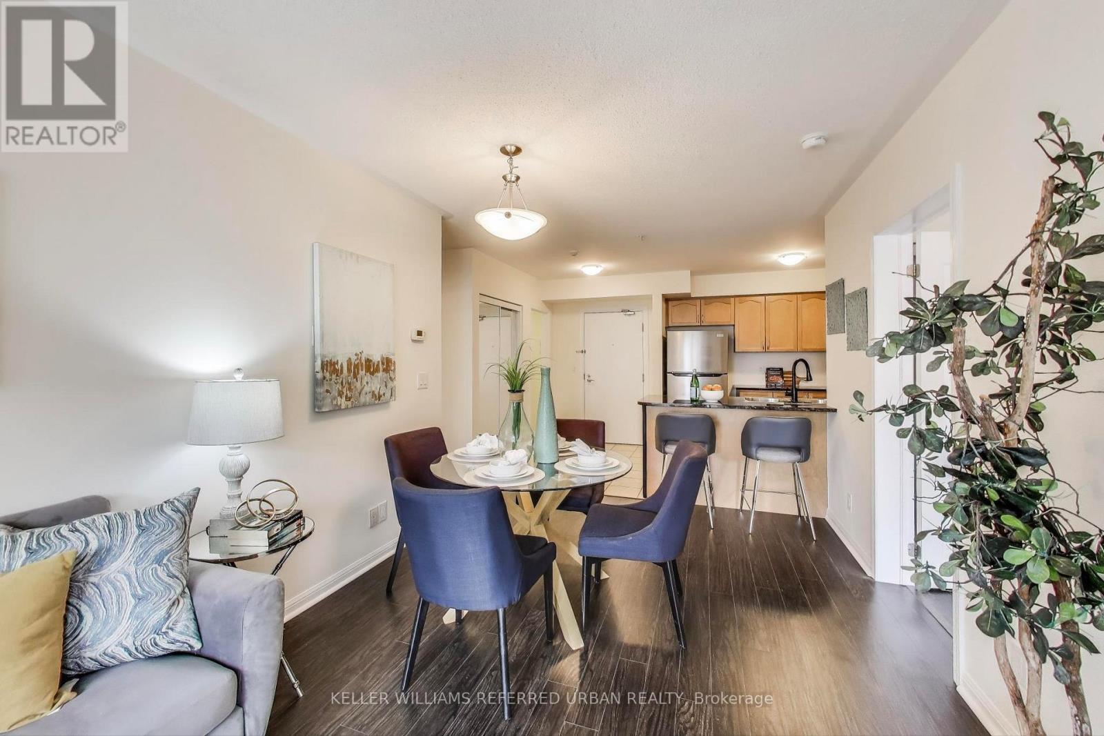 206 - 10 Mendelssohn Street, Toronto, ON - Indoor Photo Showing Dining Room