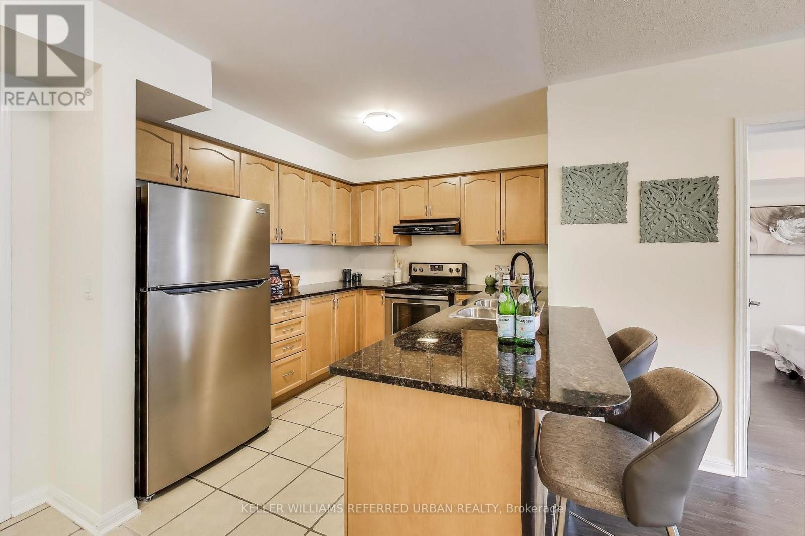 206 - 10 Mendelssohn Street, Toronto, ON - Indoor Photo Showing Kitchen With Stainless Steel Kitchen With Double Sink